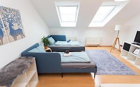 Fullhouse - Halle - Ab7 Apartments - City Center
